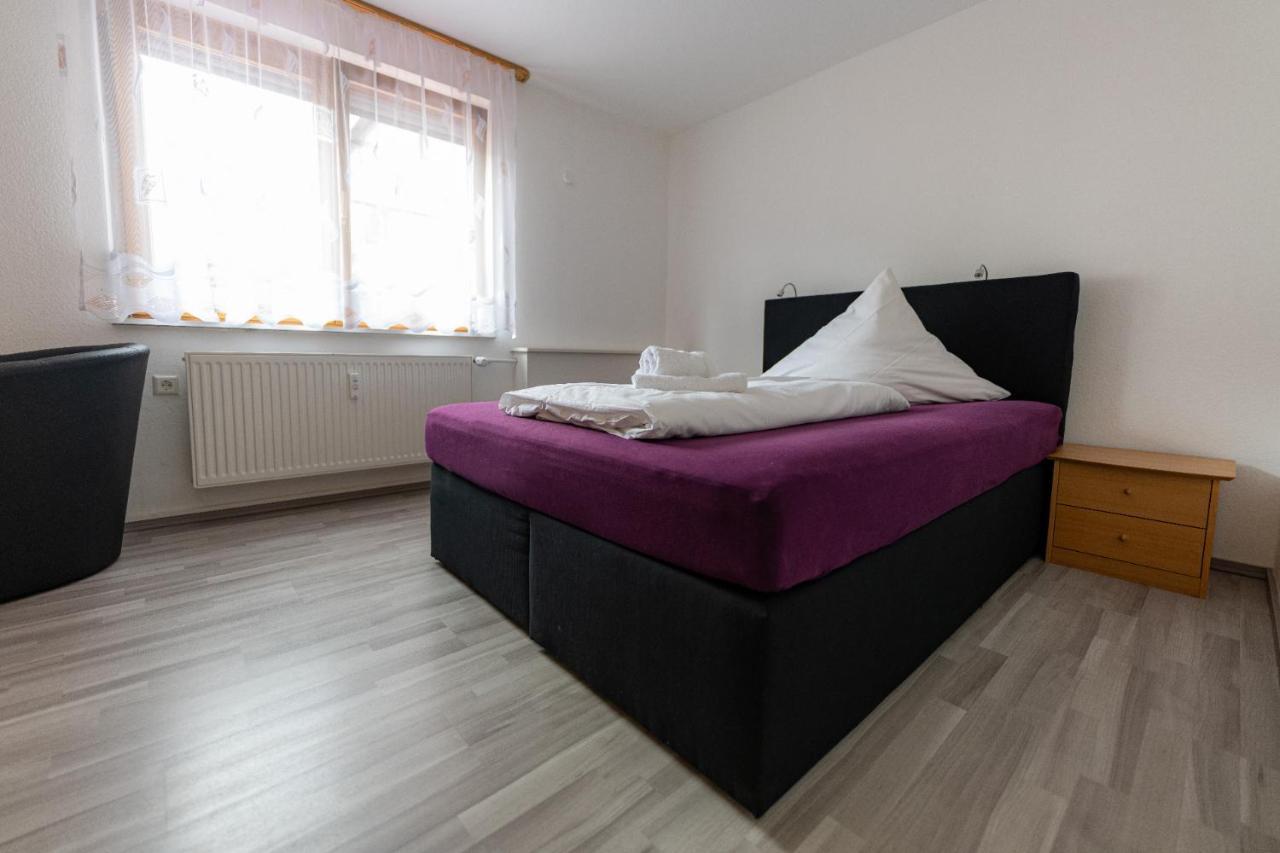 Hotel Gasthof Stern Nusplingen エクステリア 写真